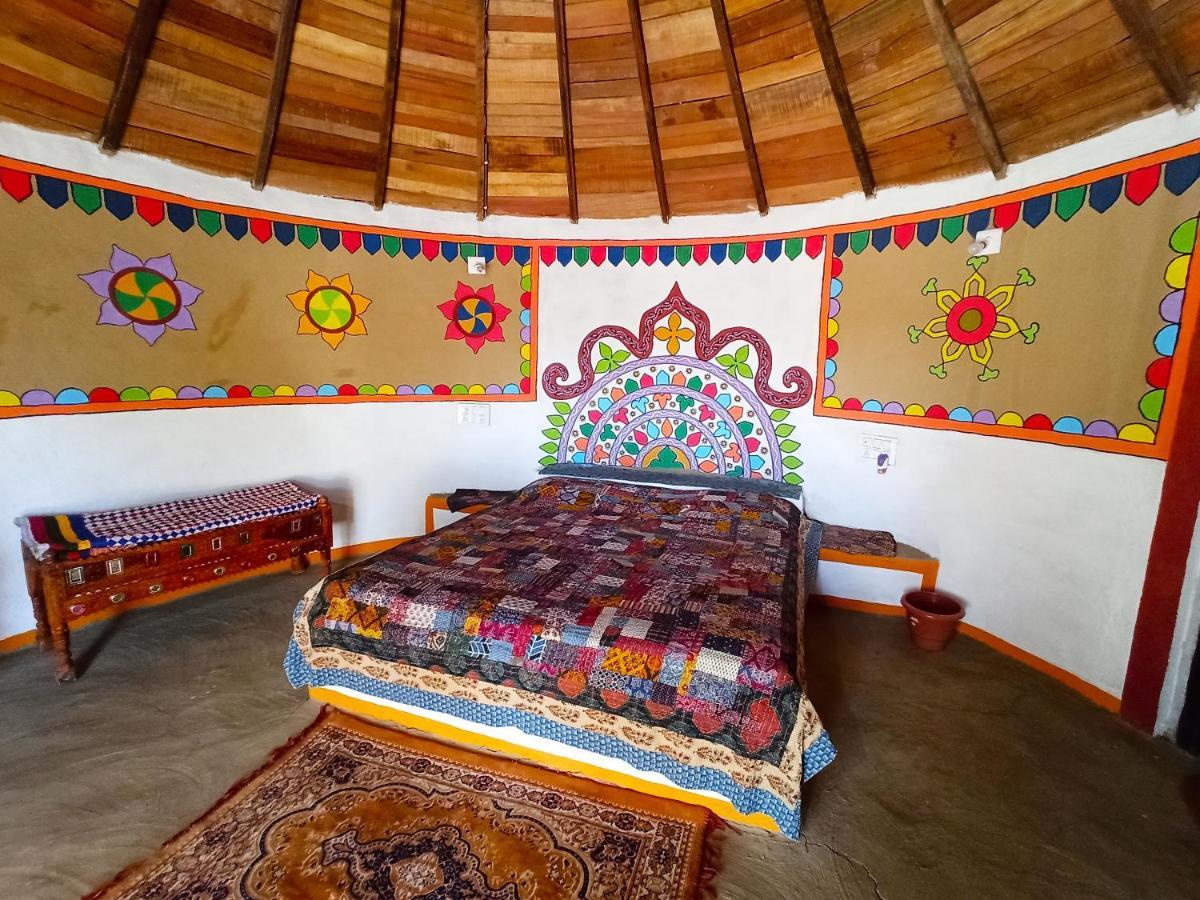 Banni Village Resort - Rann Of Kutch Bherandiāla Kültér fotó