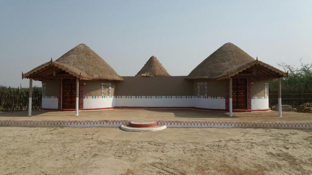 Banni Village Resort - Rann Of Kutch Bherandiāla Kültér fotó