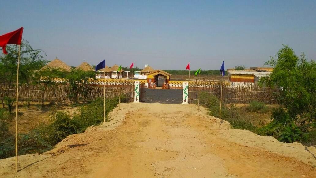 Banni Village Resort - Rann Of Kutch Bherandiāla Kültér fotó