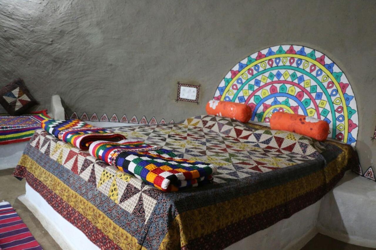 Banni Village Resort - Rann Of Kutch Bherandiāla Kültér fotó